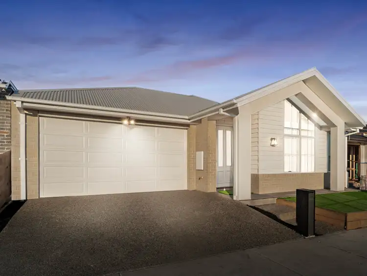 22 PERSIMMON ROAD, Craigieburn VIC 3064