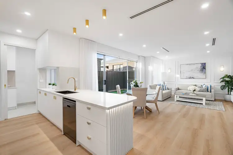 Fifth view of Homely house listing, 22 PERSIMMON ROAD, Craigieburn VIC 3064