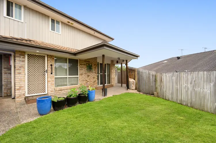 2/16 Armani Avenue, Pimpama QLD 4209