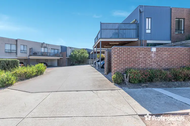 Main view of Homely unit listing, 7/9 Petrea Place, Harkness VIC 3337