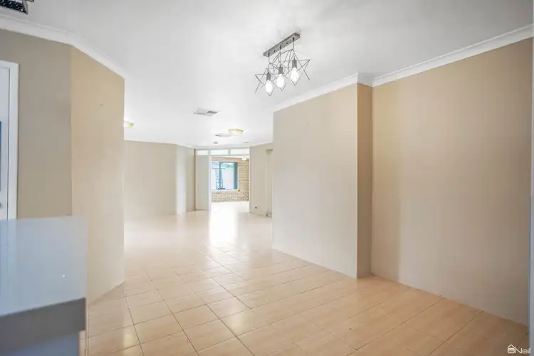 Sixth view of Homely house listing, 32 Hemingway Drive, Camillo WA 6111