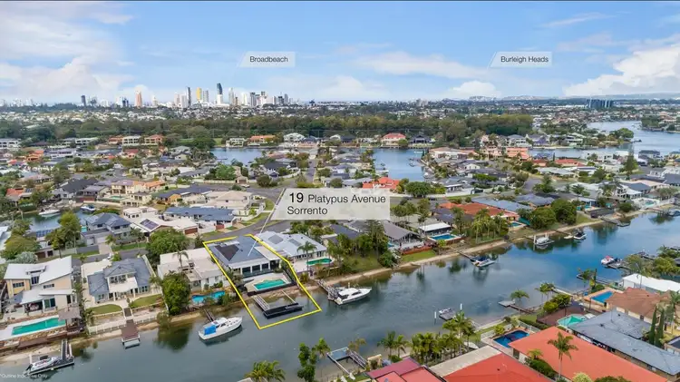 19 Platypus Avenue, Sorrento QLD 4217