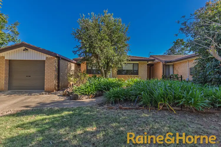 73A Margaret Crescent, Dubbo NSW 2830
