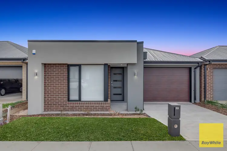 33 Prana Way, Werribee VIC 3030