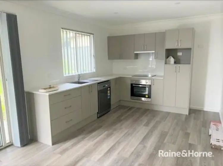8A Seventh Street, Weston NSW 2326