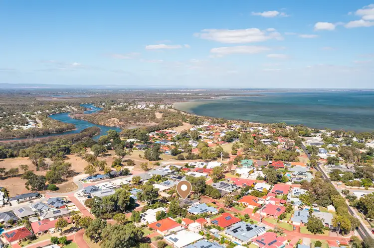 Fourth view of Homely house listing, 2 Maggie Way, Coodanup WA 6210