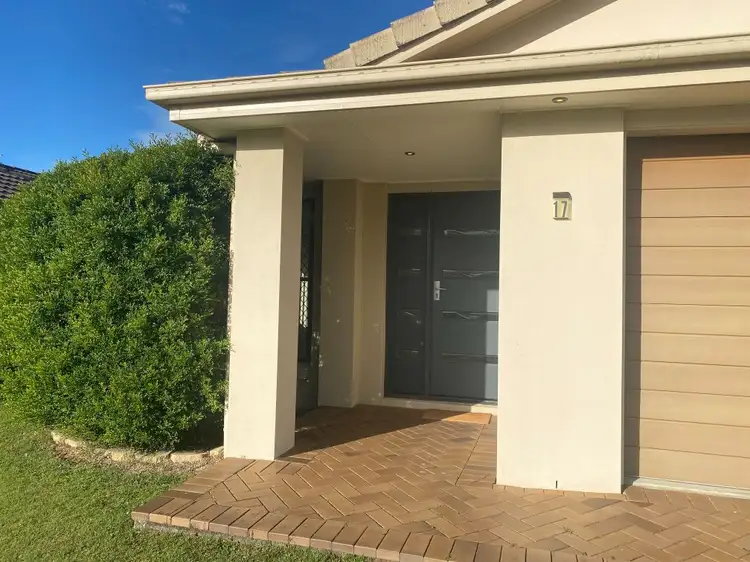 17 Moylan Circuit