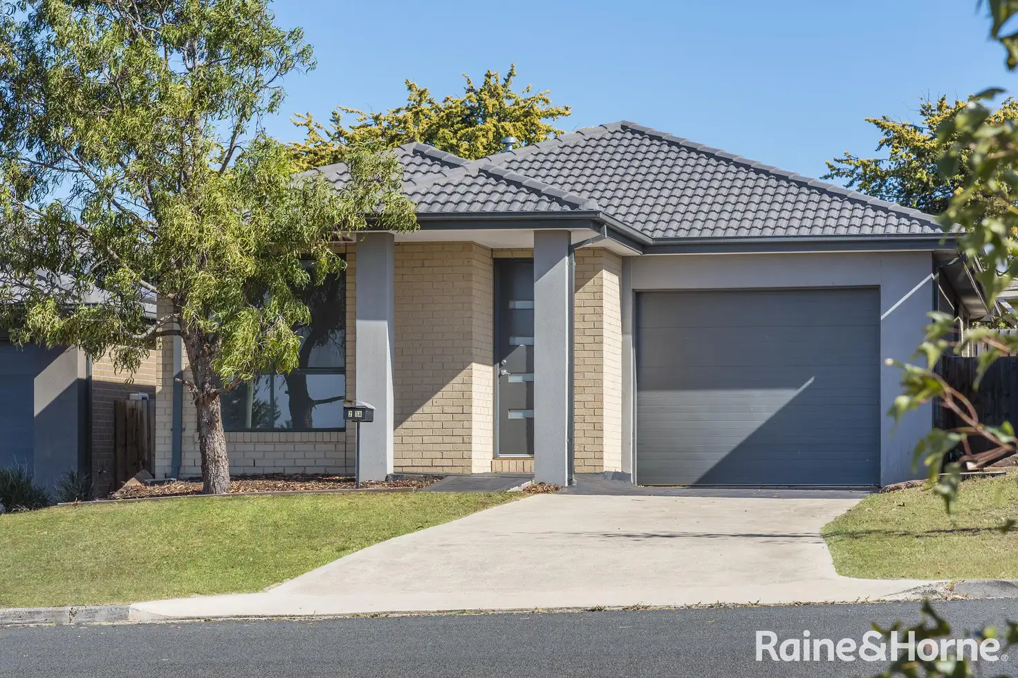 Main view of Homely unit listing, 2/1A Barry Street, Maddingley VIC 3340