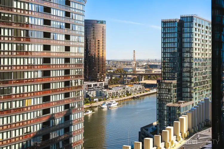 2008E/888 Collins Street, Docklands VIC 3008