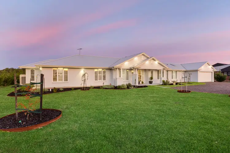 37 Vigneron Avenue, Batesford VIC 3213