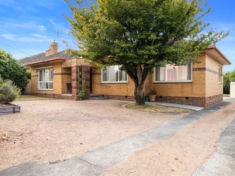8 Ogilvy Street, Leongatha VIC 3953