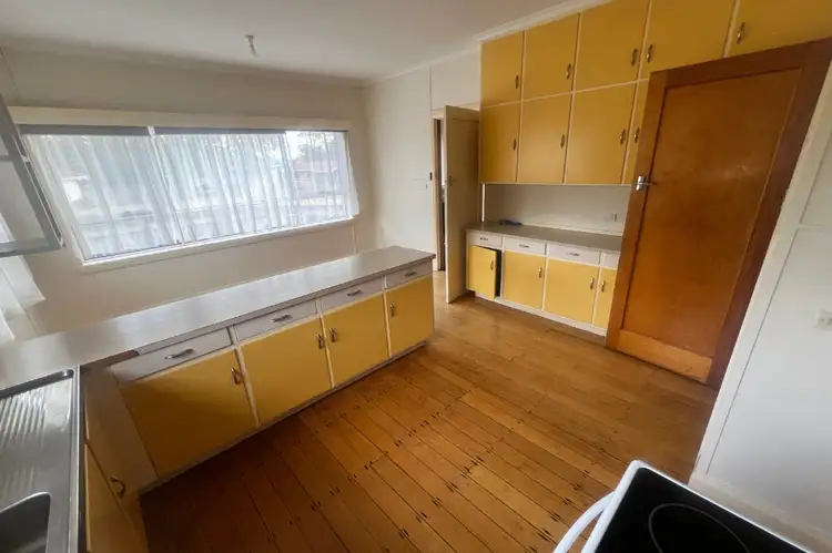 Fifth view of Homely house listing, 2 Maxwell Avenue, Poatina TAS 7302