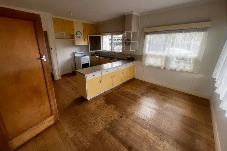 Sixth view of Homely house listing, 2 Maxwell Avenue, Poatina TAS 7302