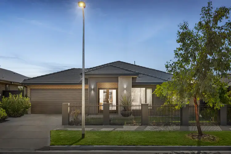 7 President Road, Sunbury VIC 3429