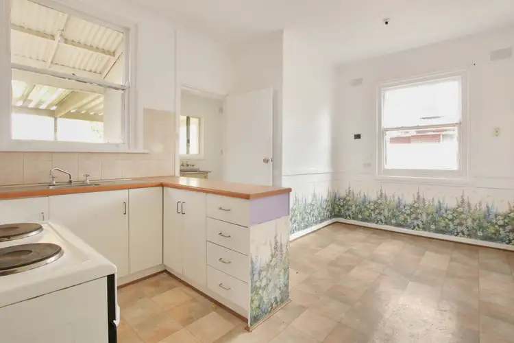 12 Old Sarum Road, Elizabeth North SA 5113