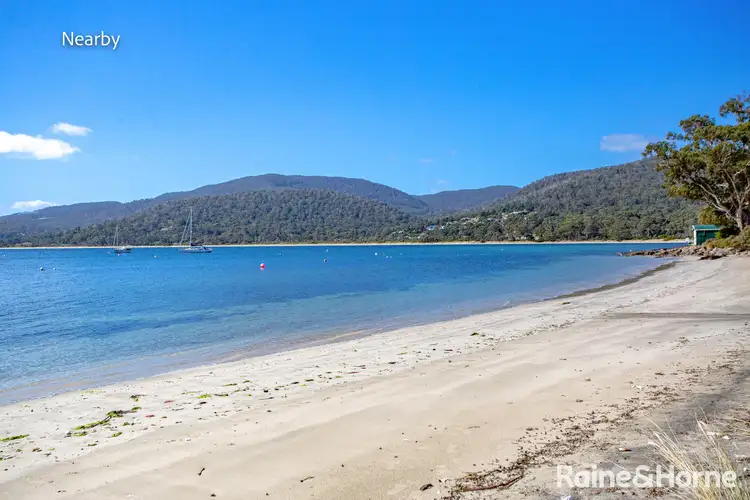 533 White Beach Road, White Beach TAS 7184