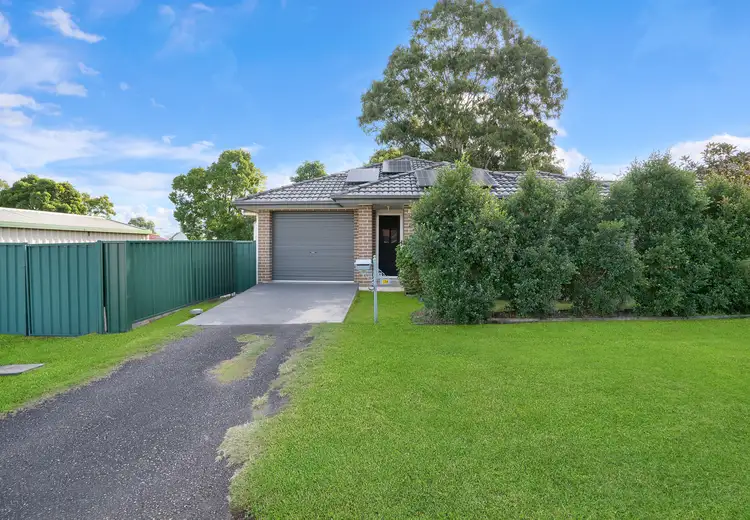 12a Devon Street, Greta NSW 2334