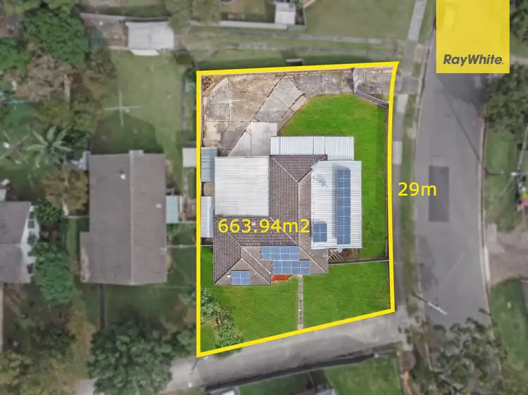 46 Richardson Crescent
