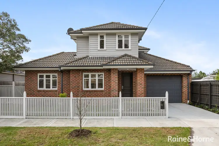 14 Port St, Newport VIC 3015