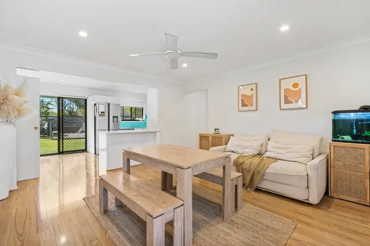 7 Ling Place, Palm Beach QLD 4221