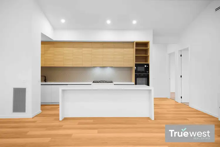 Fifth view of Homely house listing, 7 Marsden Way, Lara VIC 3212