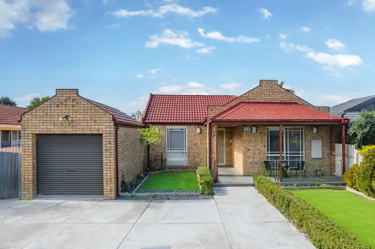23 Matthews Crescent, Roxburgh Park VIC 3064