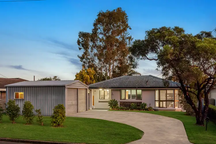 8 Craig Street, Everton Hills QLD 4053