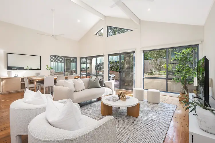 15 Inelgah Road, Como NSW 2226