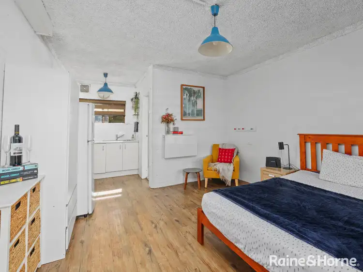 Second view of Homely house listing, 4/31 Seymour Street, Bathurst NSW 2795