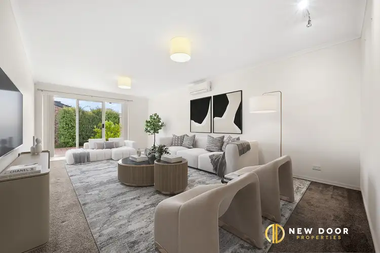 15 John Cleland Crescent
