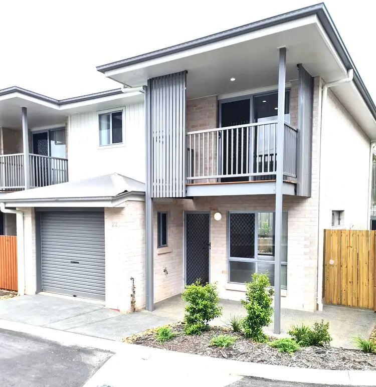 31 Goodrich Road West