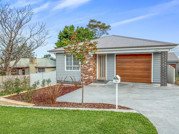 23 Rose Parade, Unanderra NSW 2526