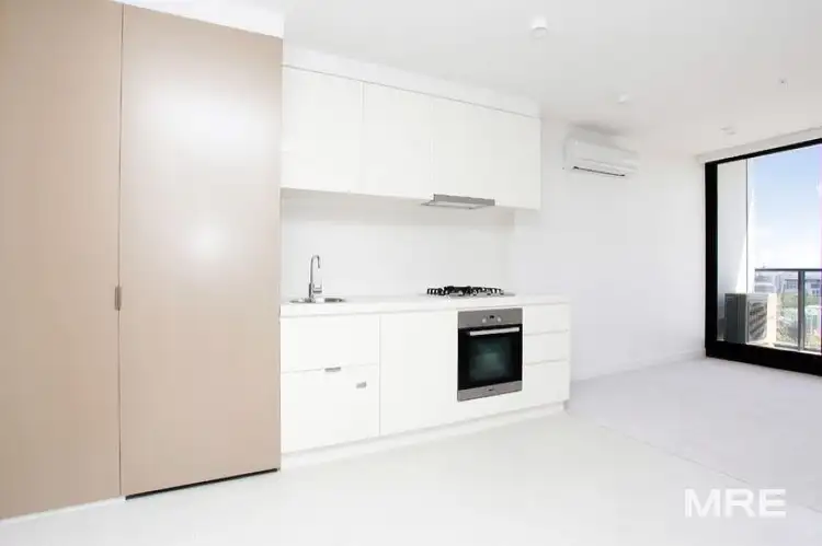 1903/33 Mackenzie Street, Melbourne VIC 3000