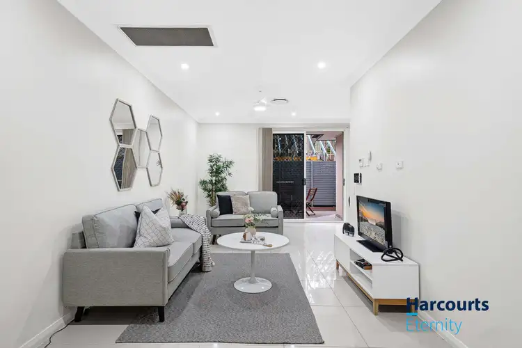 Second view of Homely villa listing, 6/217 Targo Road, Girraween NSW 2145