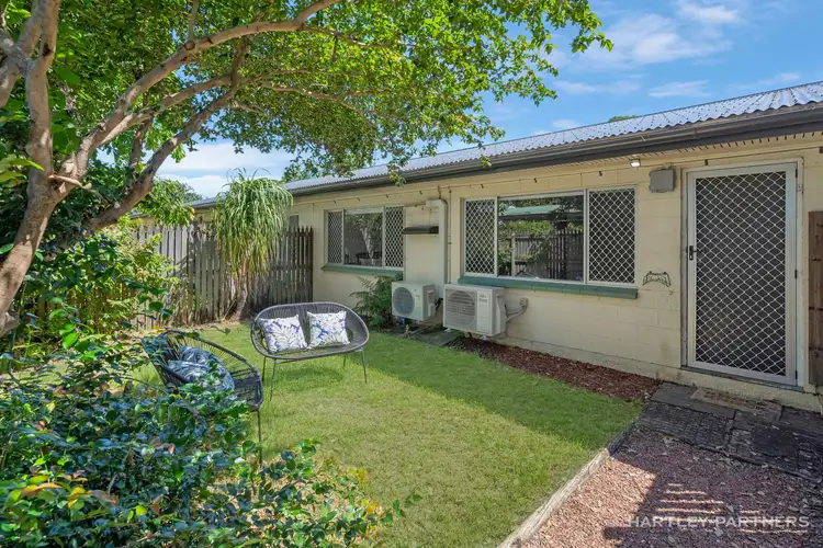 2/86 Stagpole Street, West End QLD 4810