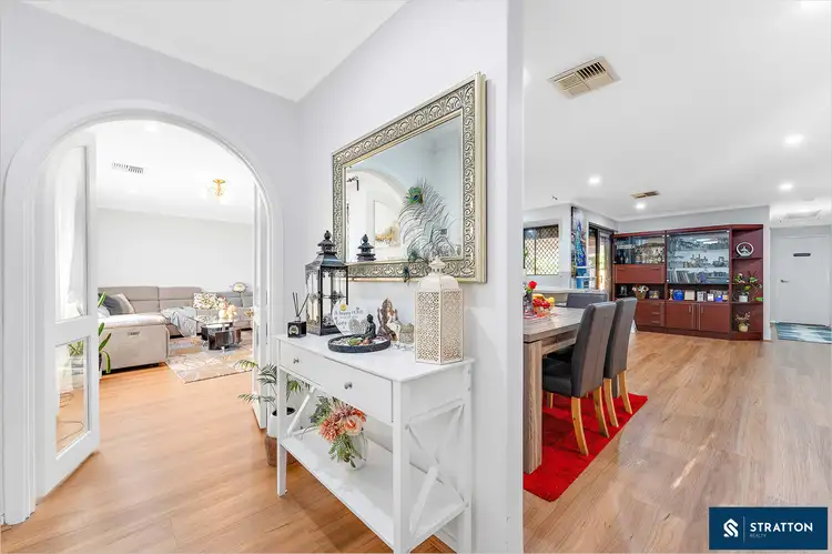 5 Glencairn Way, Parkwood WA 6147