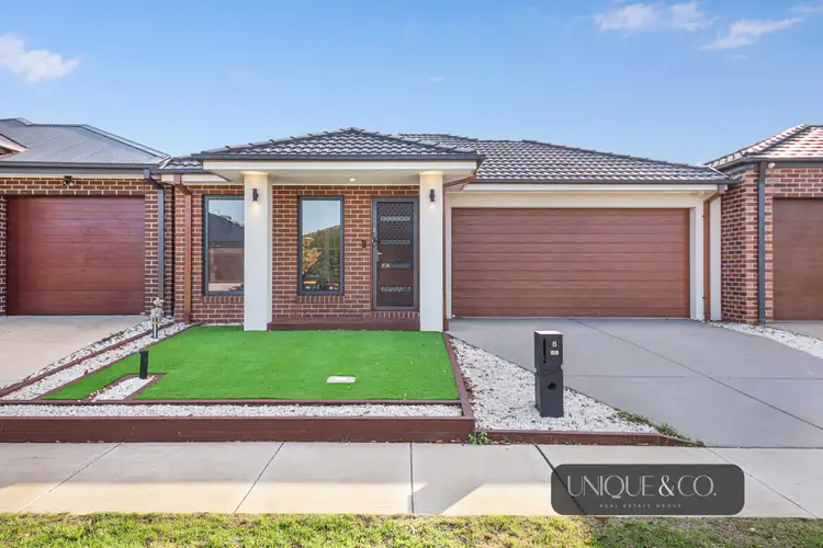 8 Arcane Street, Thornhill Park VIC 3335