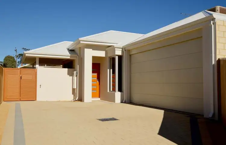 9A Falstaff Cres, Spearwood WA 6163