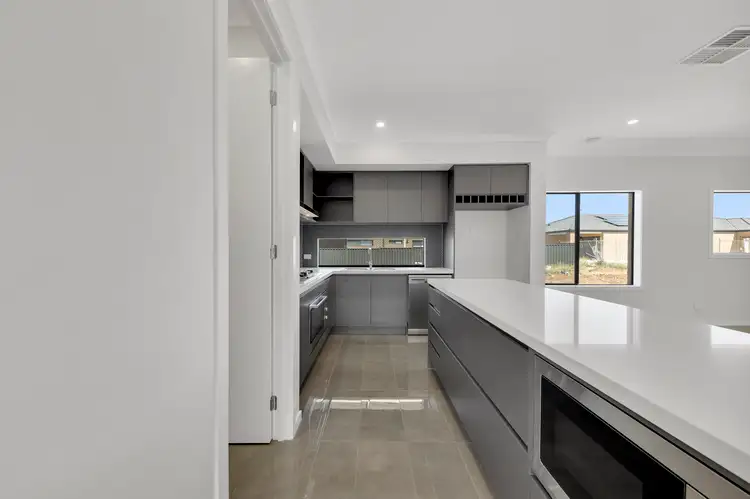 Fifth view of Homely house listing, 18 Anisata Way, Manor Lakes VIC 3024