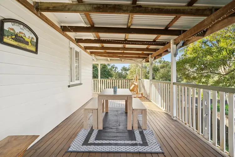 3 Cranwood Court, Ferny Hills QLD 4055