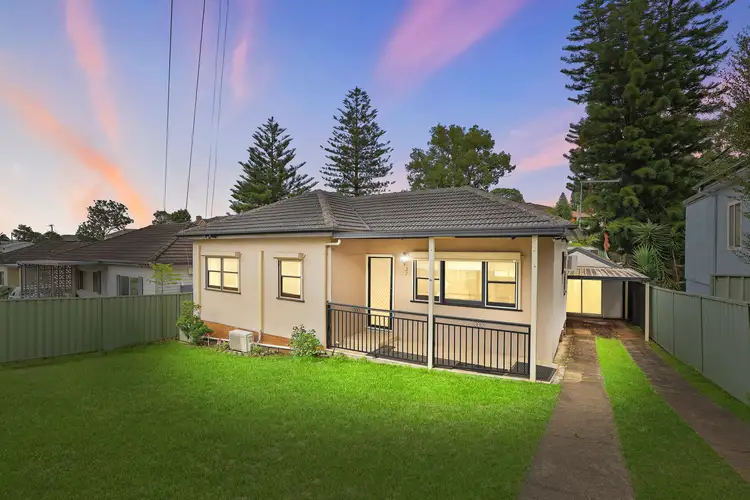 37 Moira Crescent