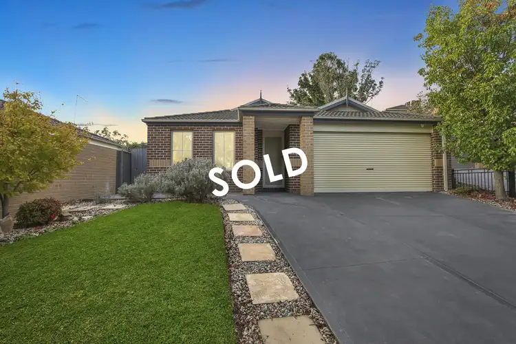 28 Lucerne Circuit, Pakenham VIC 3810