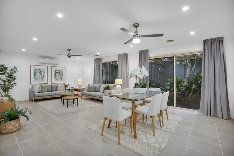 Fifth view of Homely house listing, 28 Lucerne Circuit, Pakenham VIC 3810