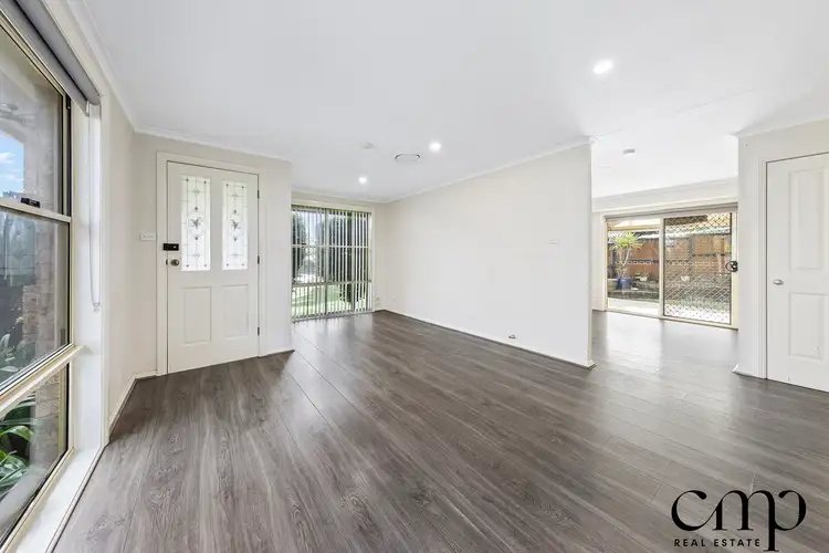 5 Ariel Place, Rosemeadow NSW 2560