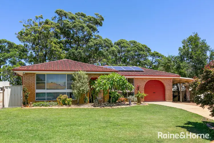 17 Wells Place, Shoalhaven Heads NSW 2535