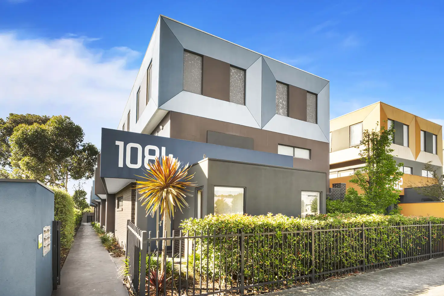 Main view of Homely townhouse listing, 1/1084 Sydney Road, Fawkner VIC 3060