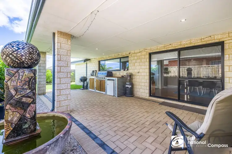 32 Weetman Road, Hammond Park WA 6164