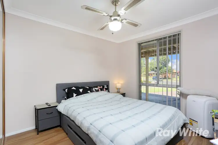 Fifth view of Homely house listing, 11 Madison Circuit, St Clair NSW 2759