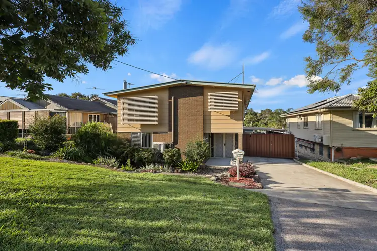24 Yanderra Avenue, Arana Hills QLD 4054