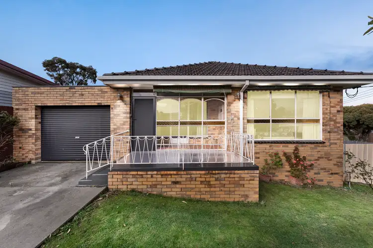 15 Blaxland Drive, Sunbury VIC 3429